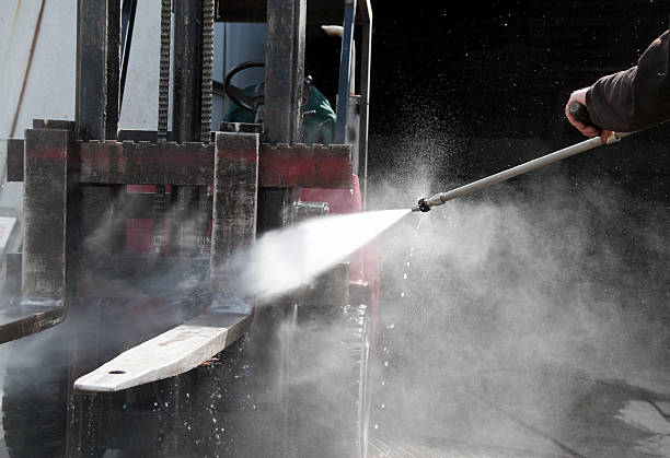 Best Fleet Vehicle Washing  in Llington, MI